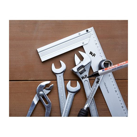 Lakkmarker Edding 750 fekete