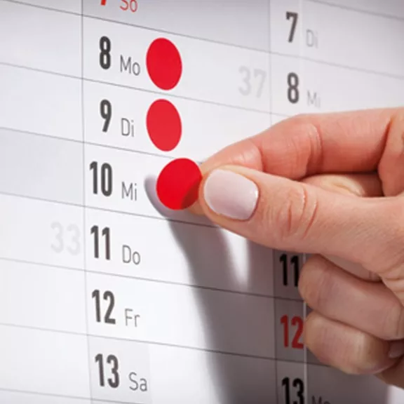 Etikett AVERY 3145 jelölőpont 12mm fehér 270 darabos