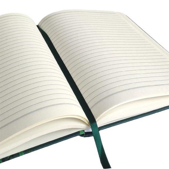 Jegyzetfüzet vonalas SPOKO A/5 96 lapos gumis keményfedeles levelek