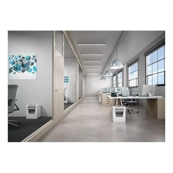 Iratmegsemmisítő LEITZ IQ Office mikrokonfetti P5 10 lap fehér Iratmegsemmisítő LEITZ IQ Office mikrokonfetti P5 10 lap fehér