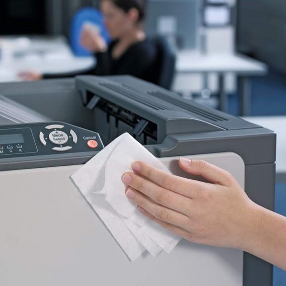 Tisztítókendő DURABLE műanyaghoz 50 darabos